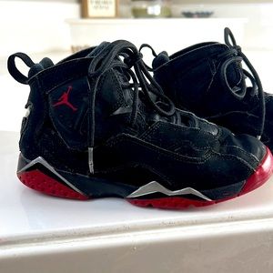 Boy’s Jordan Flight Shoes - Good Condition